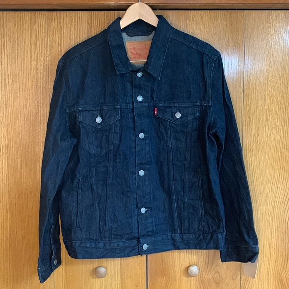 Levi's Jackets & Blazers - Levi's NWT Relaxed Trucker Dark‎ Denim Jean Jacket Women's Size Medium